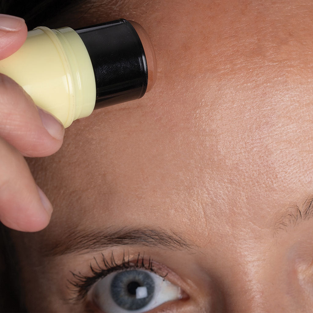 Pomponne fantastick bronzer zoom front