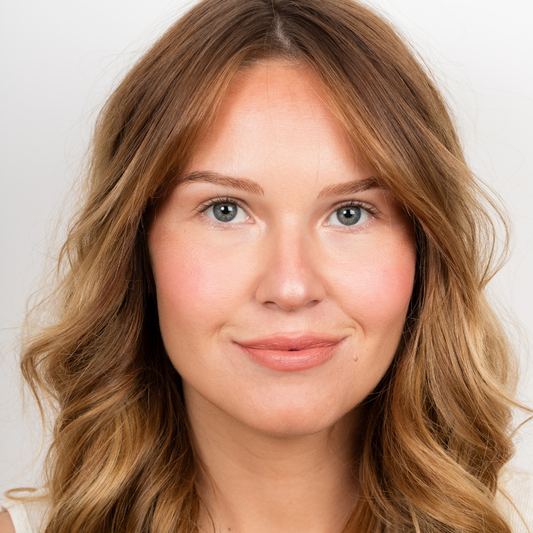 Rouge à lèvres hydratant • Nude beige