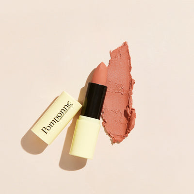 Rouge à lèvres hydratant • Nude beige